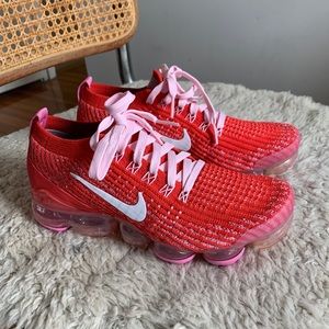 Nike Air Vapormax Flyknit shoes red/pink